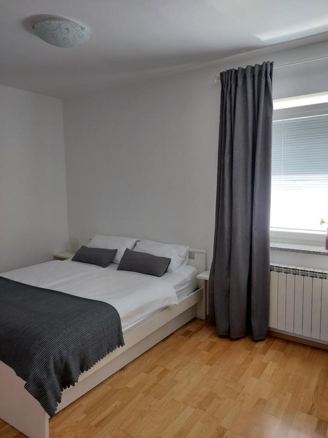 Guesthouse Pri Mihelovih Sežana Εξωτερικό φωτογραφία